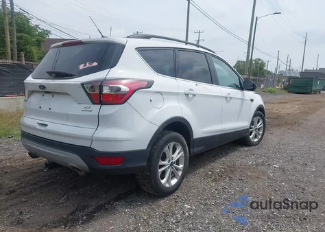 2017 Ford Escape Se из США, поврежденный, VIN 1FMCU0GD2HUB40514